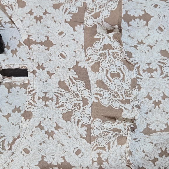 Worthington Sleeveless Top - Picture 3 of 6